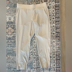 Never worn Brooklyn ankle pant beige